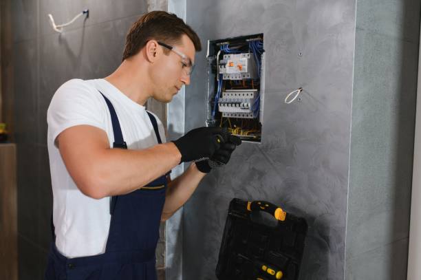 Best Affordable Electrician  in Quincy, FL
